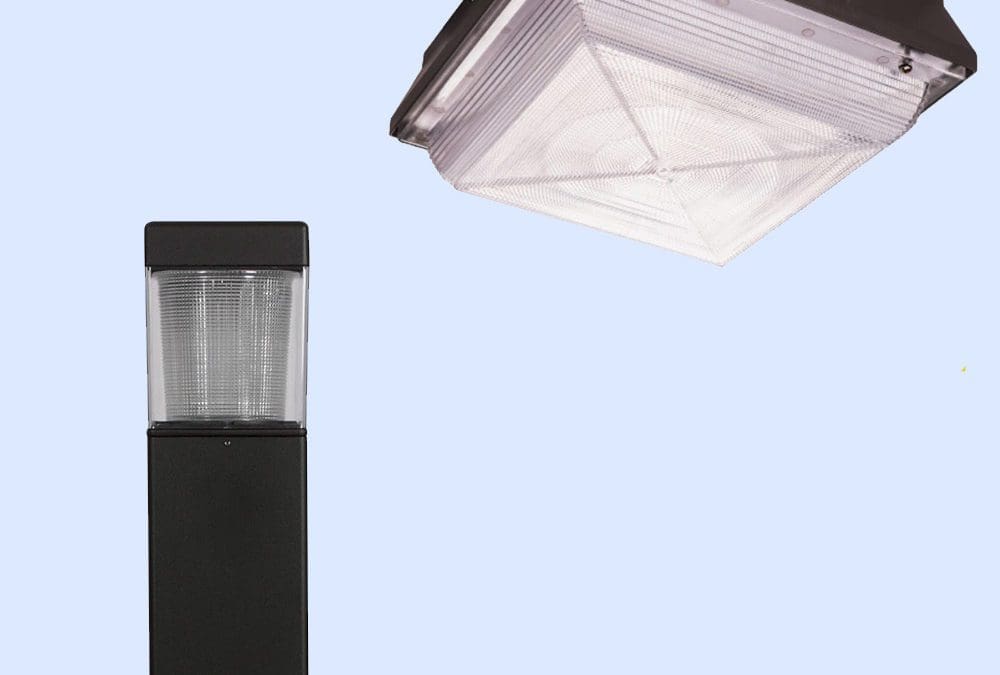 What is the Best Material for Outdoor Lighting Fixtures? Borosilicate Glass vs. Polycarbonate