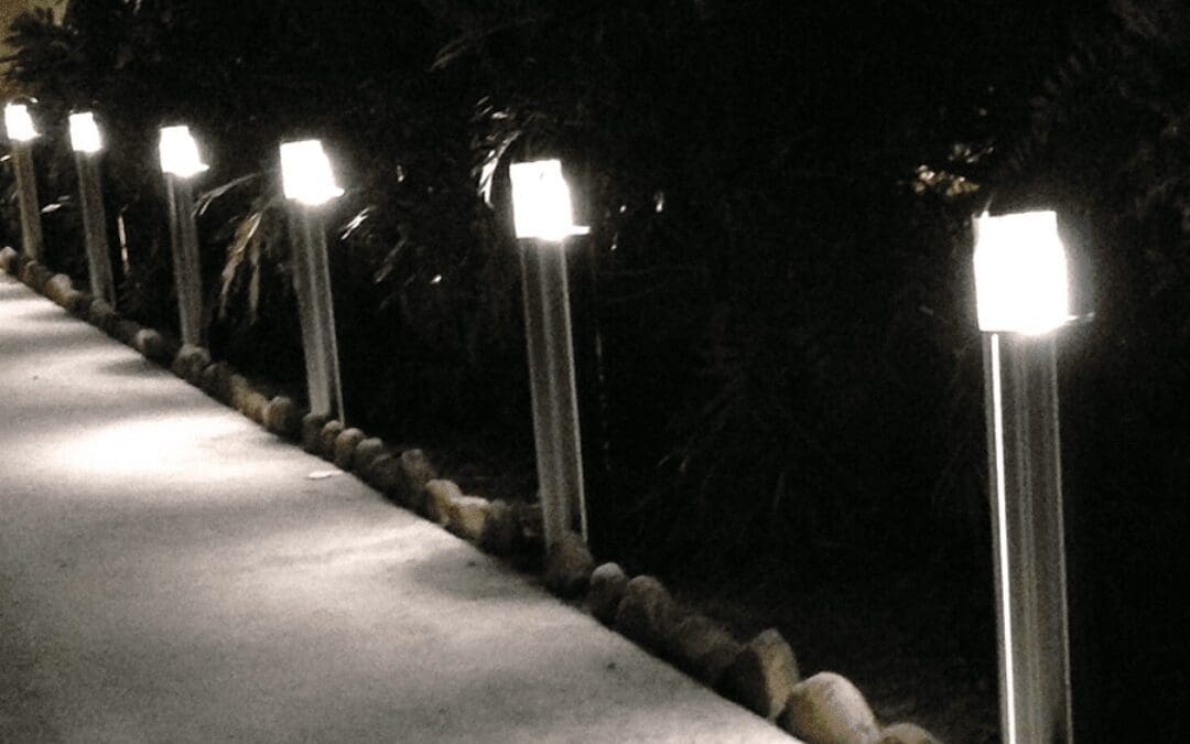 round-dome-top-bollards-standard-cone-reflector-stainless-steel