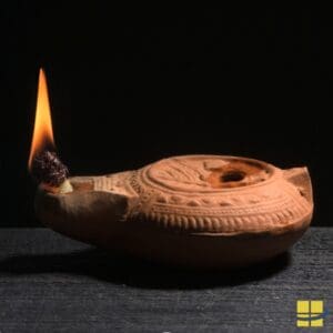 History-of-Lighting-Oil-Lamp