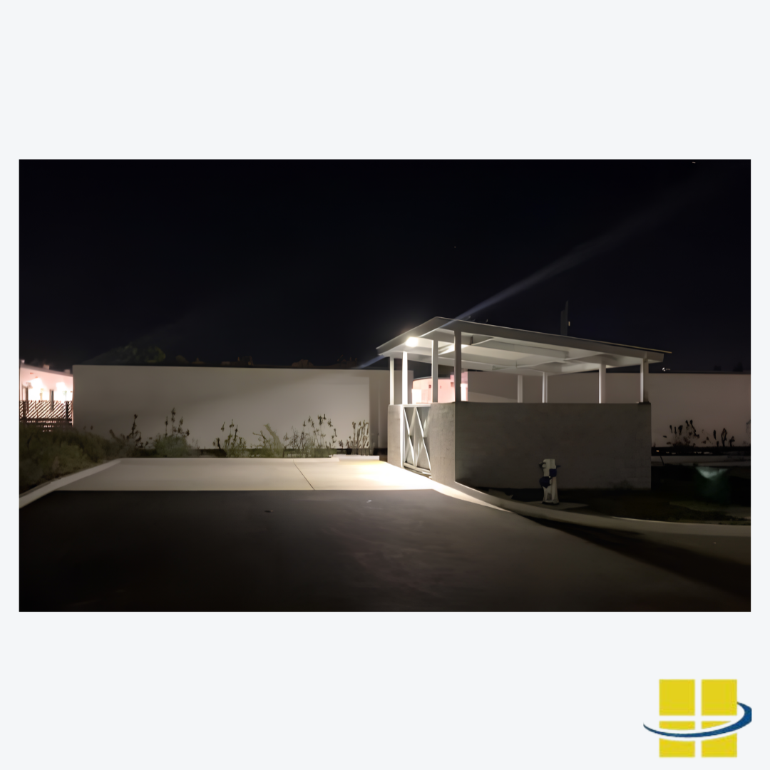 SYNA 50w LED Solar Flood Light - Image 2